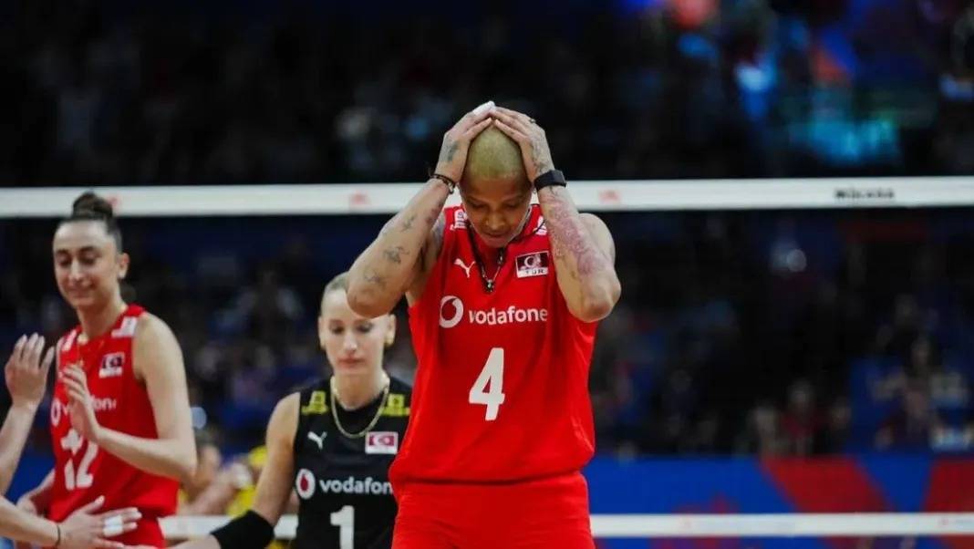 Fenerbahçeli oyuncu Türkiye'yi yıktı 5